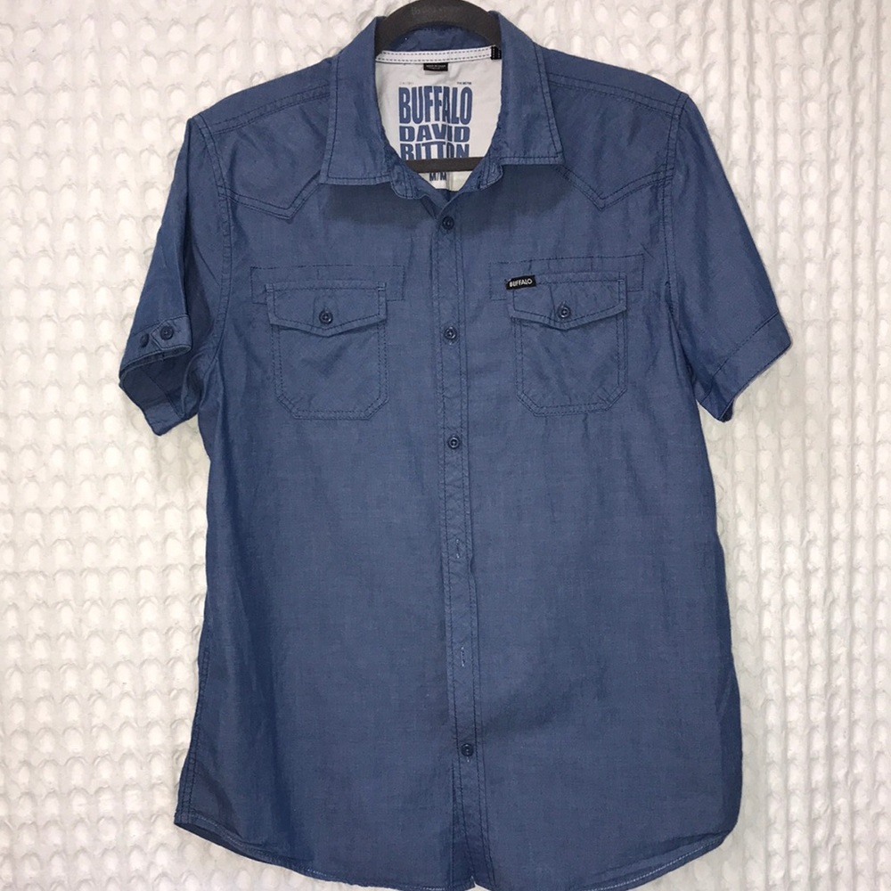 Men’s Buffalo short sleeve button down M